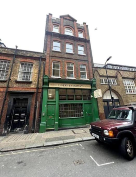 Beautiful 1 Bed Flat 2 Minute Walk To Camden Station *